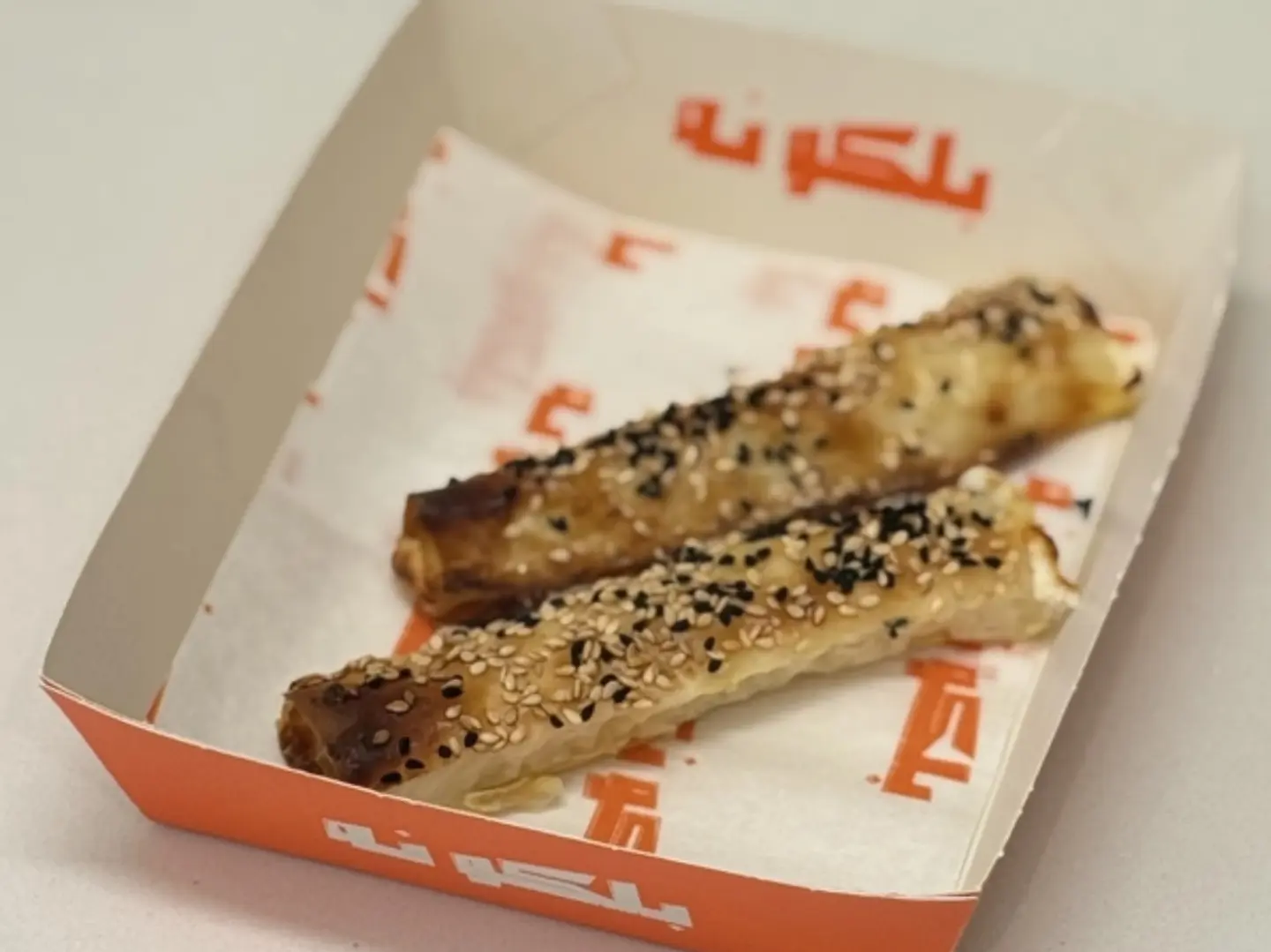 اصابع مشكل اجبان