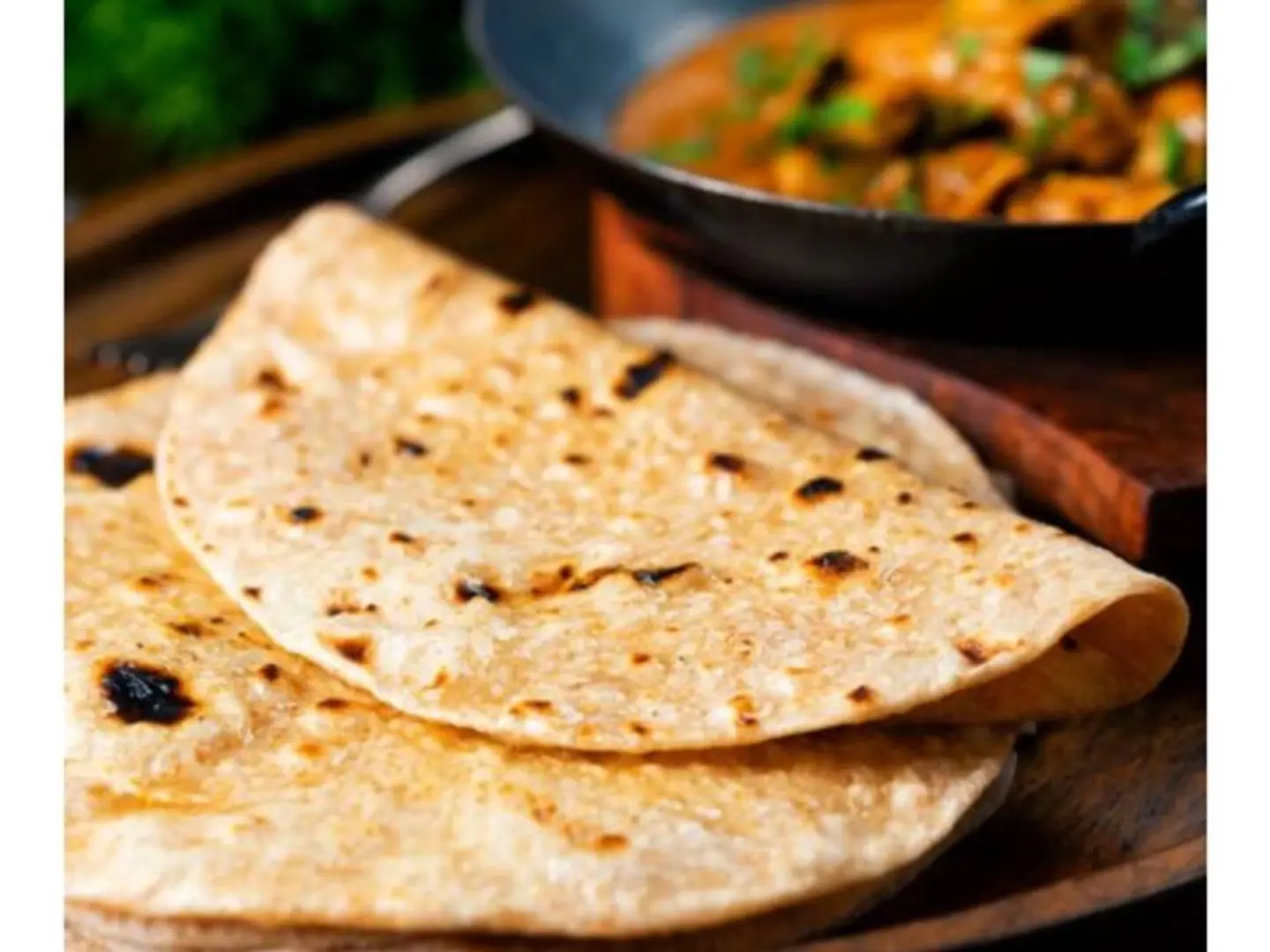 Chapati 3 Pcs Veg Korma Or Chenna Curry