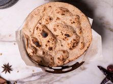 خبز روتي بالقمح