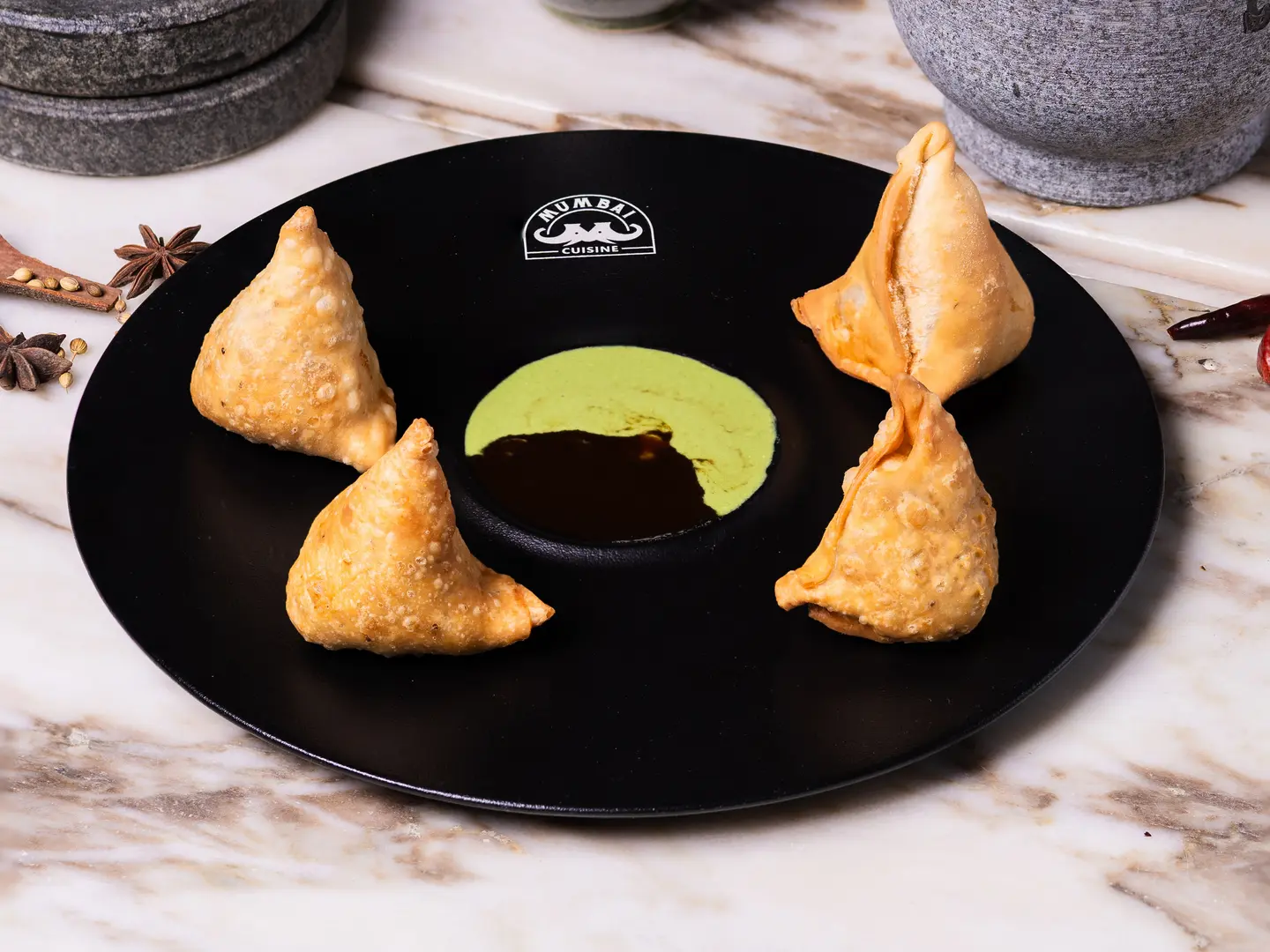 سموزا ذرة والجبن