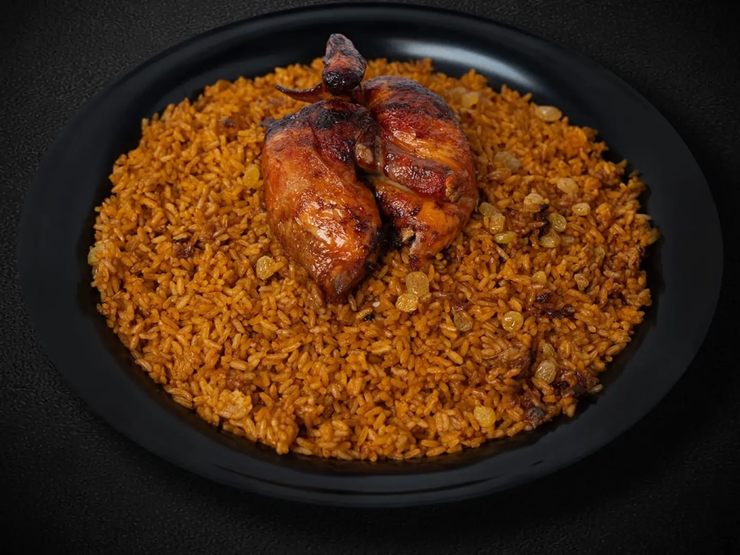 نصف شواية مع أرز أحمر أمريكي