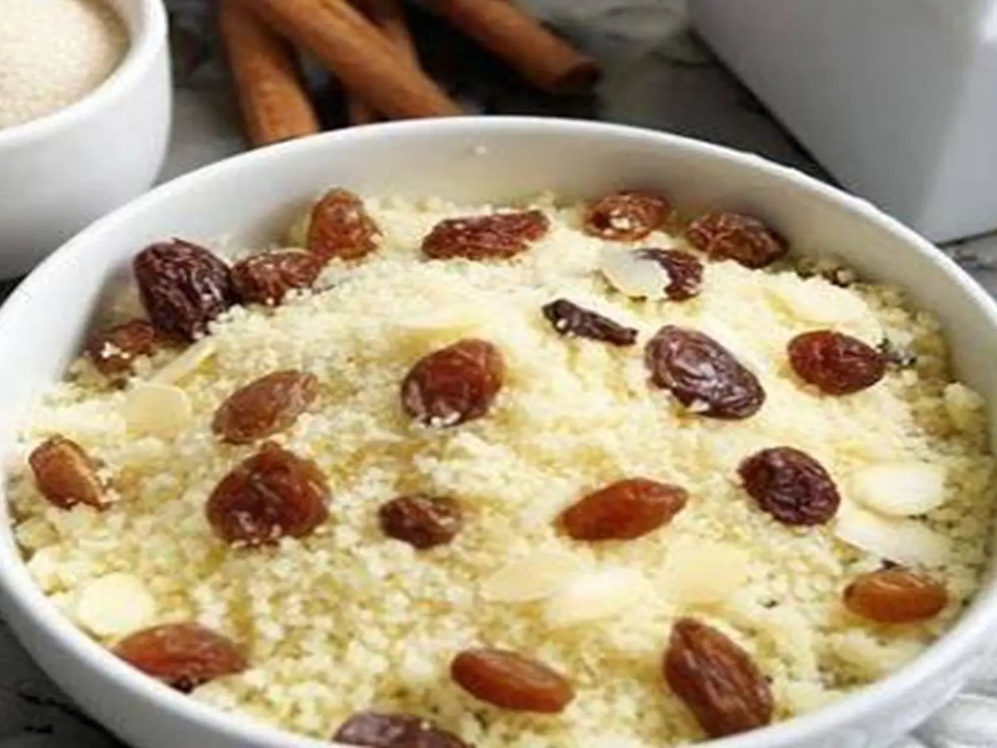 كسكس بالحليب والسكر