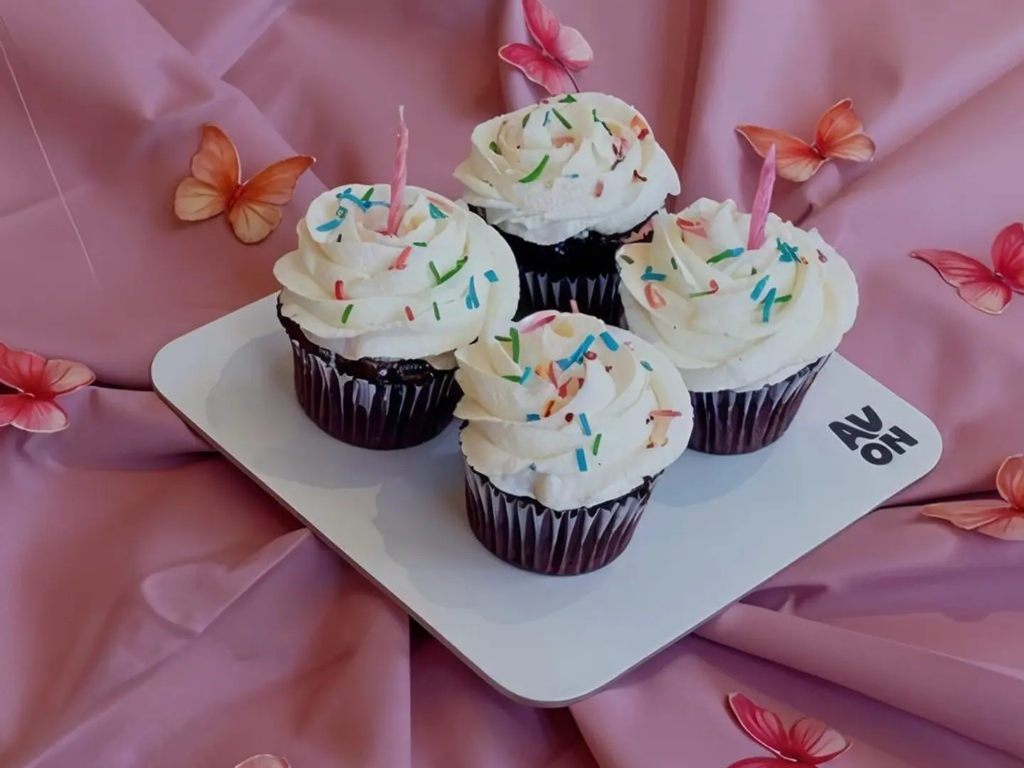 كب كيك بستاشيو