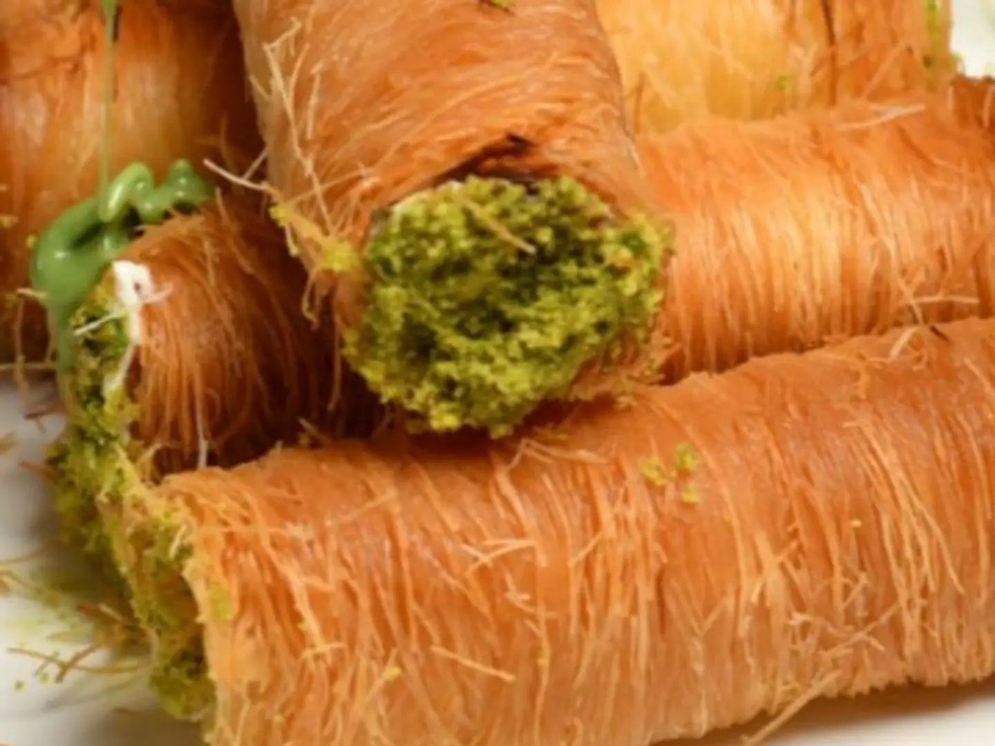 كنافه مبرومه فستق