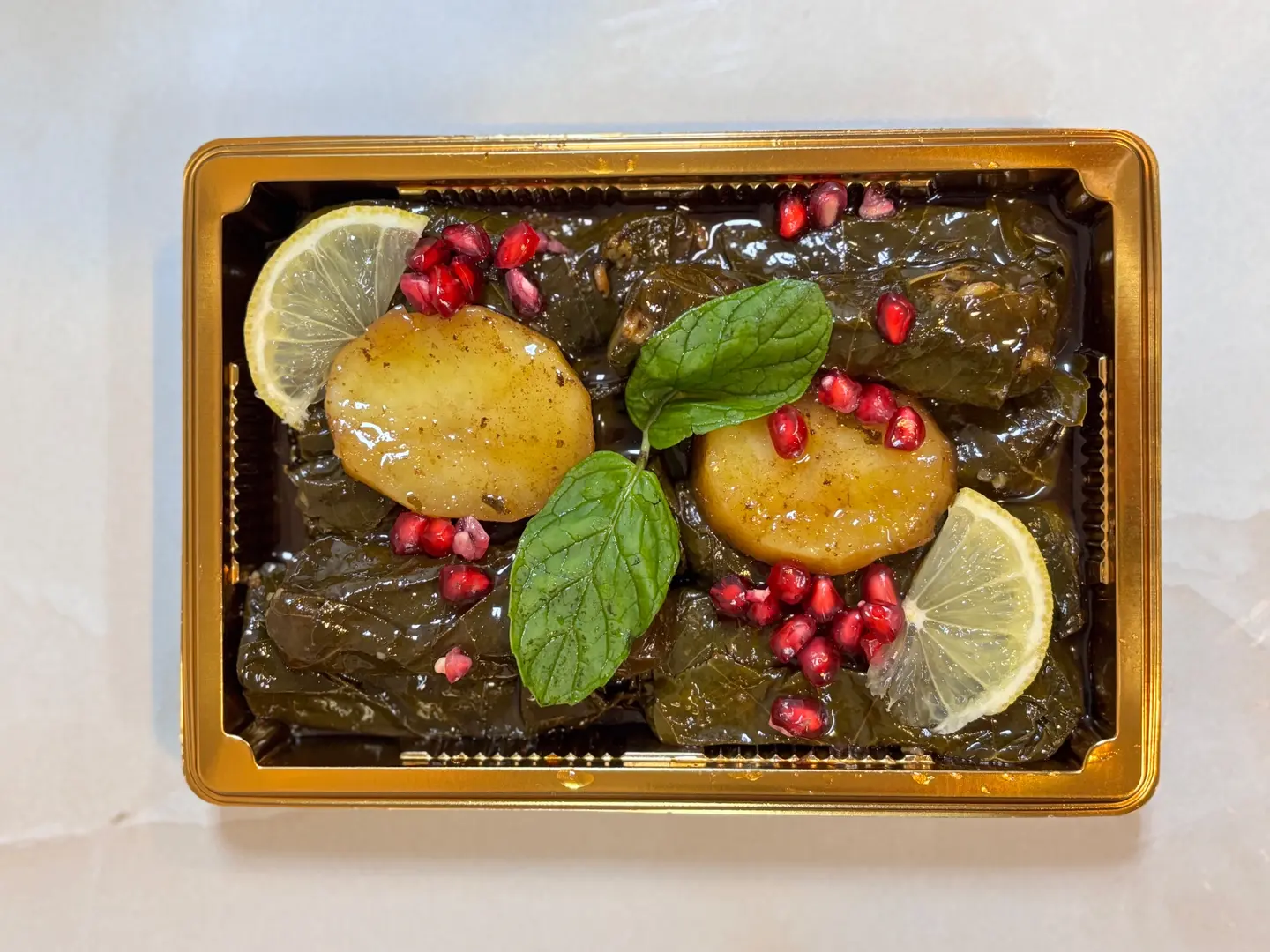 ٢٠ حبة ورق عنب دبس رمان