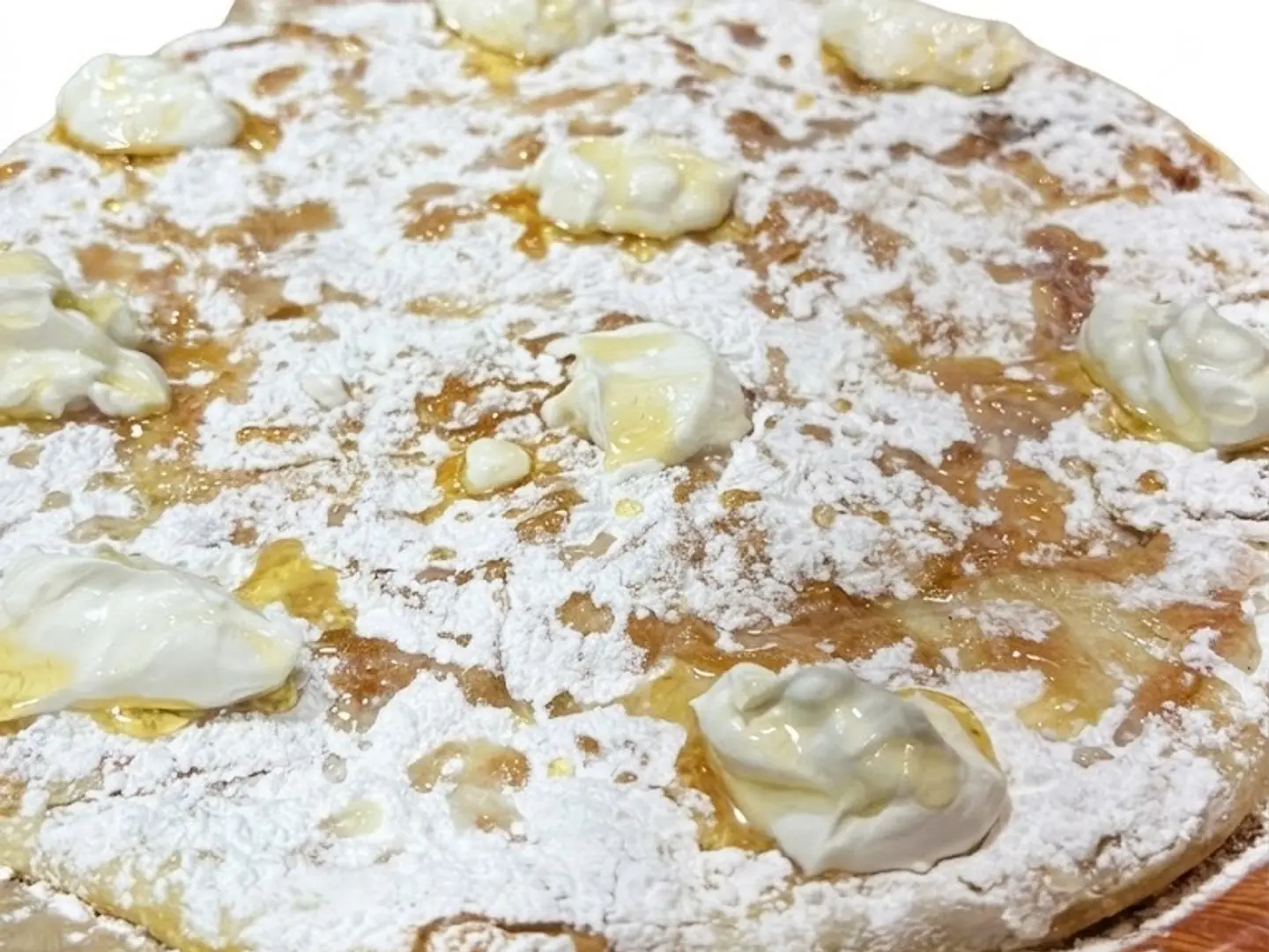 فطيره قشطه وعسل - وسط