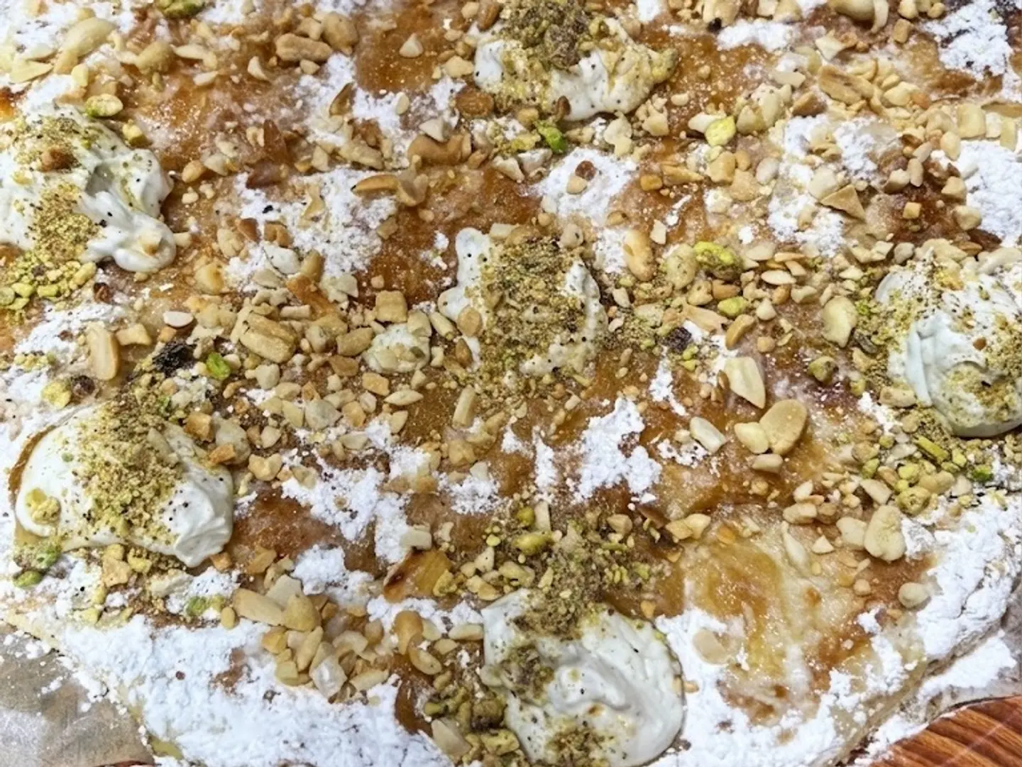 فطيره مكسرات - وسط