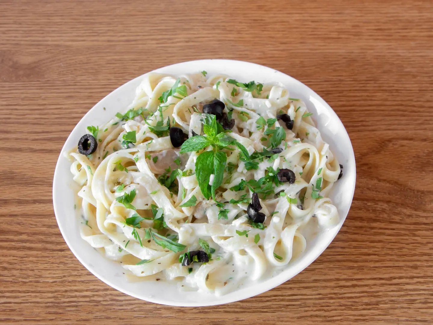 Fettucine Vegetables Large