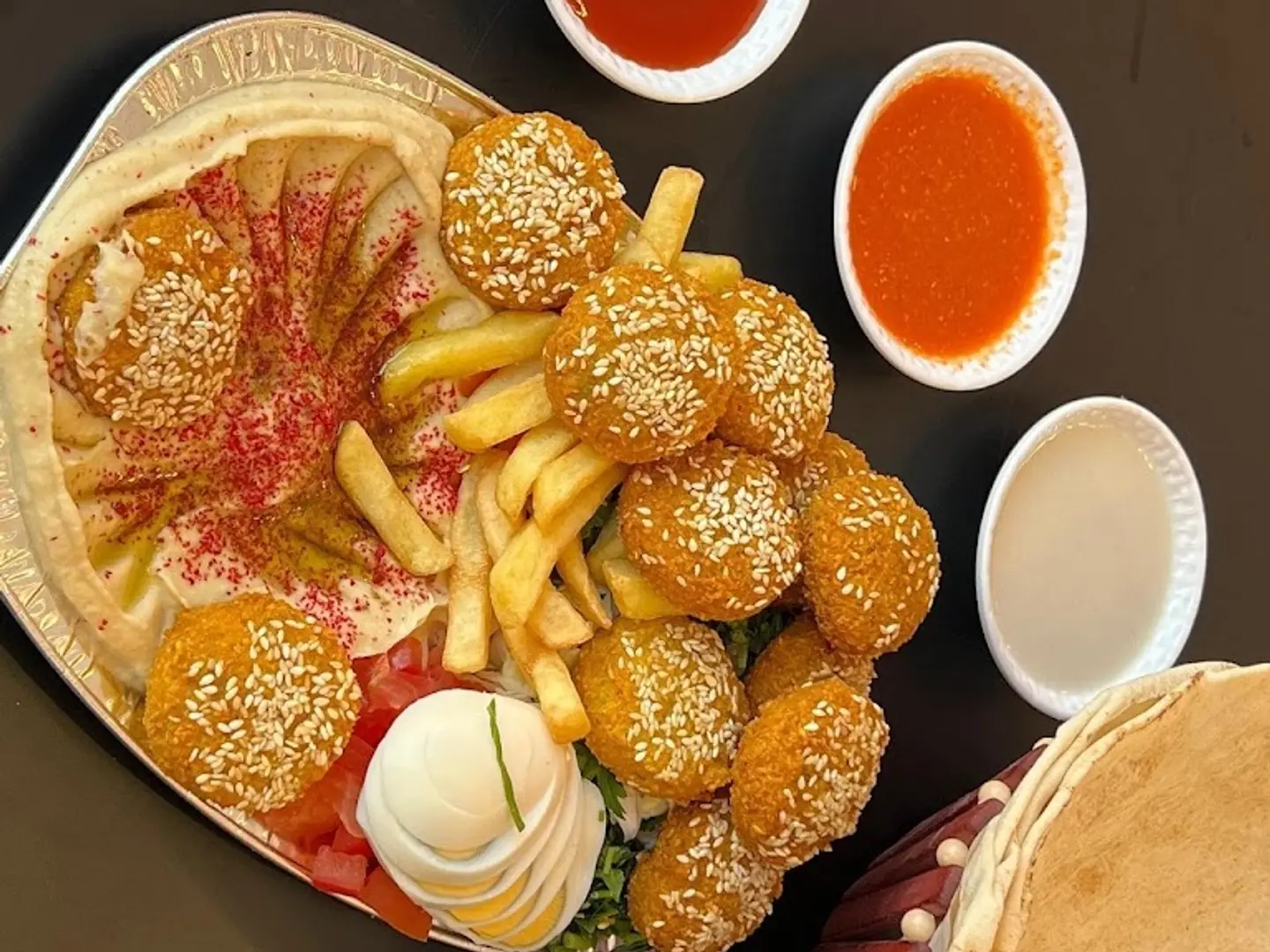 صحن مشكل صغير
