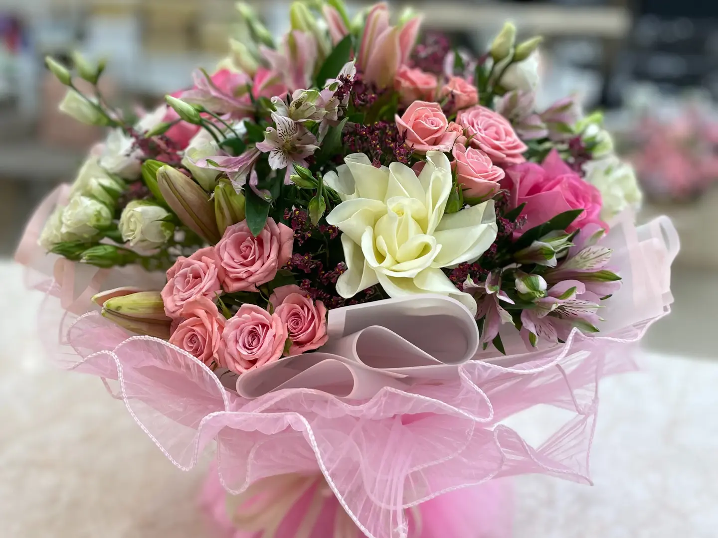 4 Natural Rose Bouquet