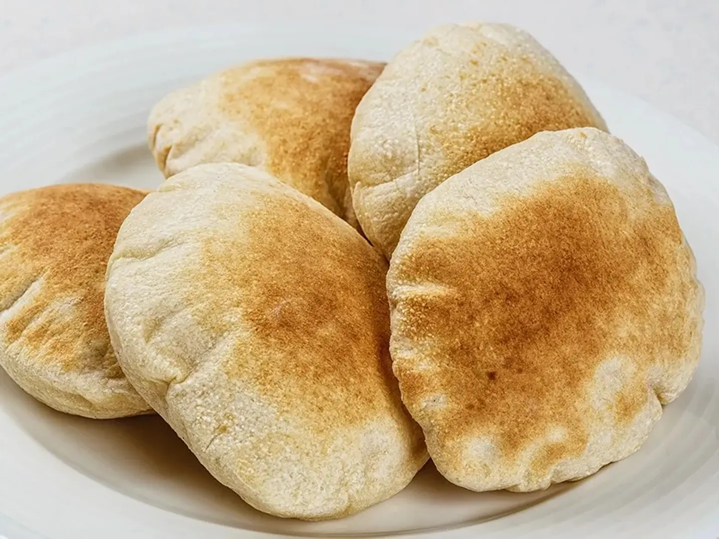 خبز بالحليب