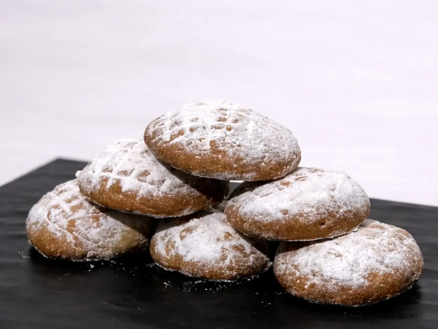 نصف كيلو كعك بالسكر