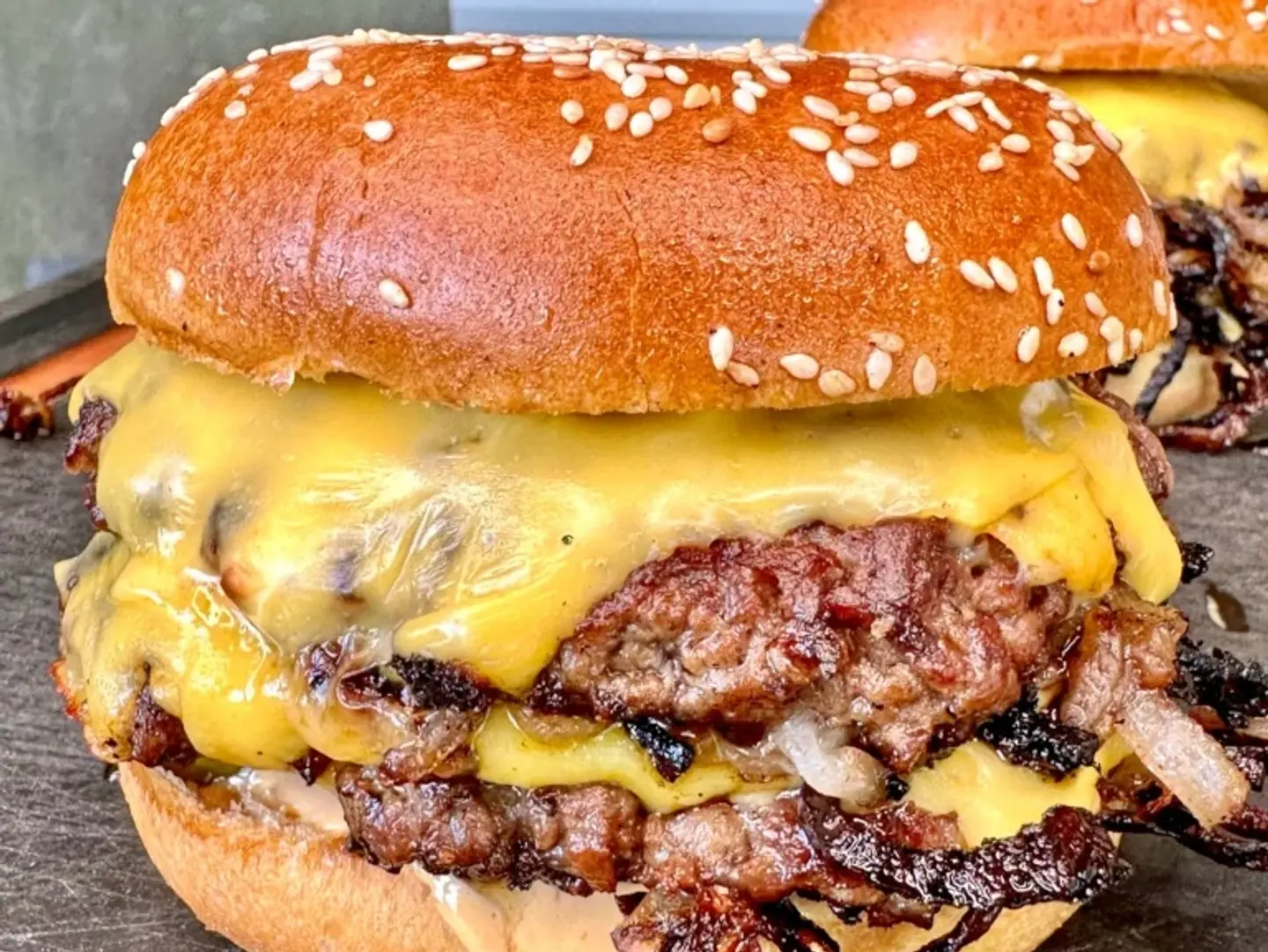 وجبة سماش لحم بقري مزدوج