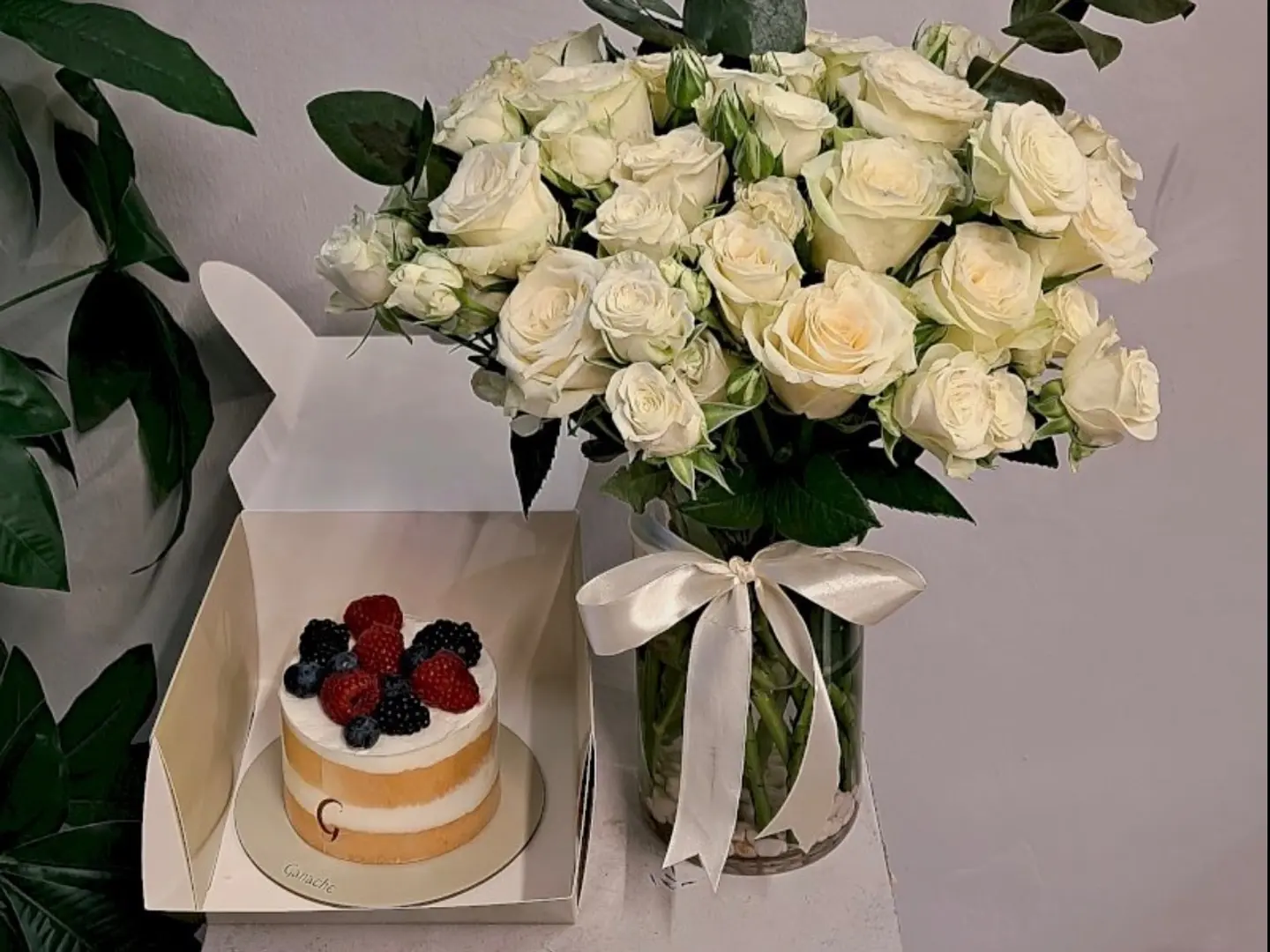 فازة وكيك التوت 0015