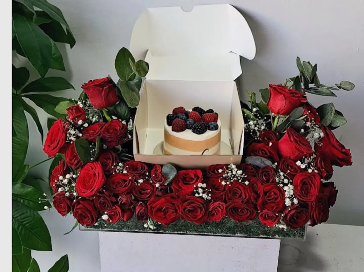 تنسيق ورد مع الكيك 01