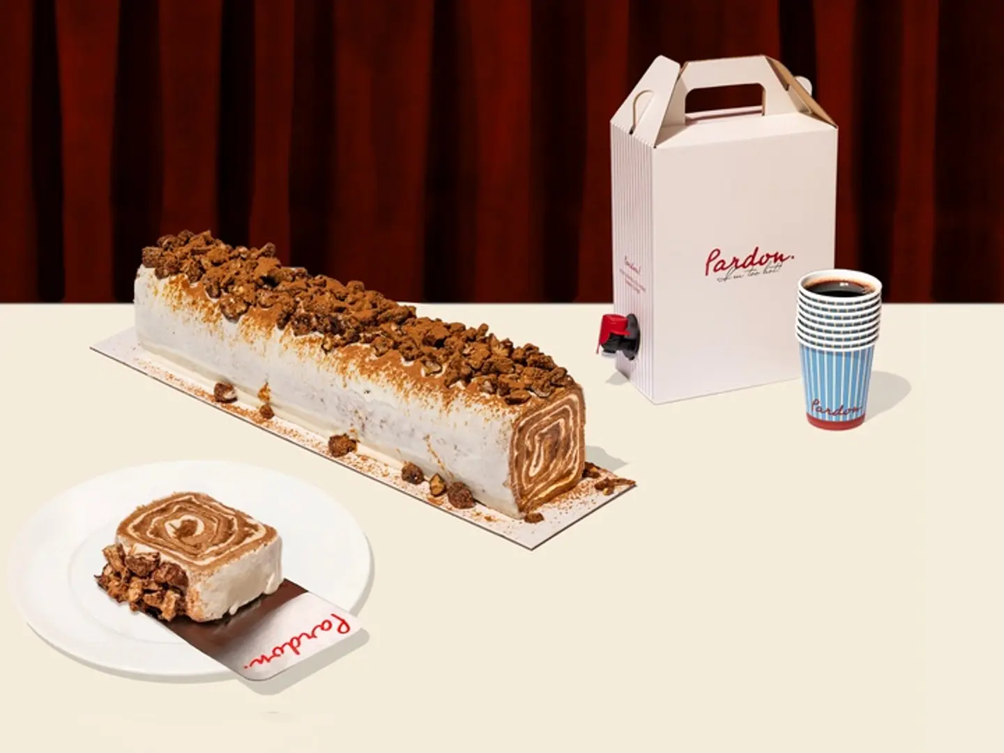 قهوة باردون مع كيكة السينامون رول