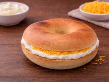 خبز البيجل - لبنة بالجبن
