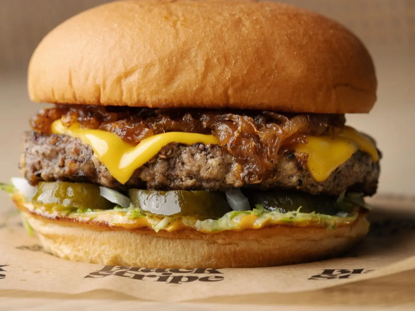 Signature Cheeseburger