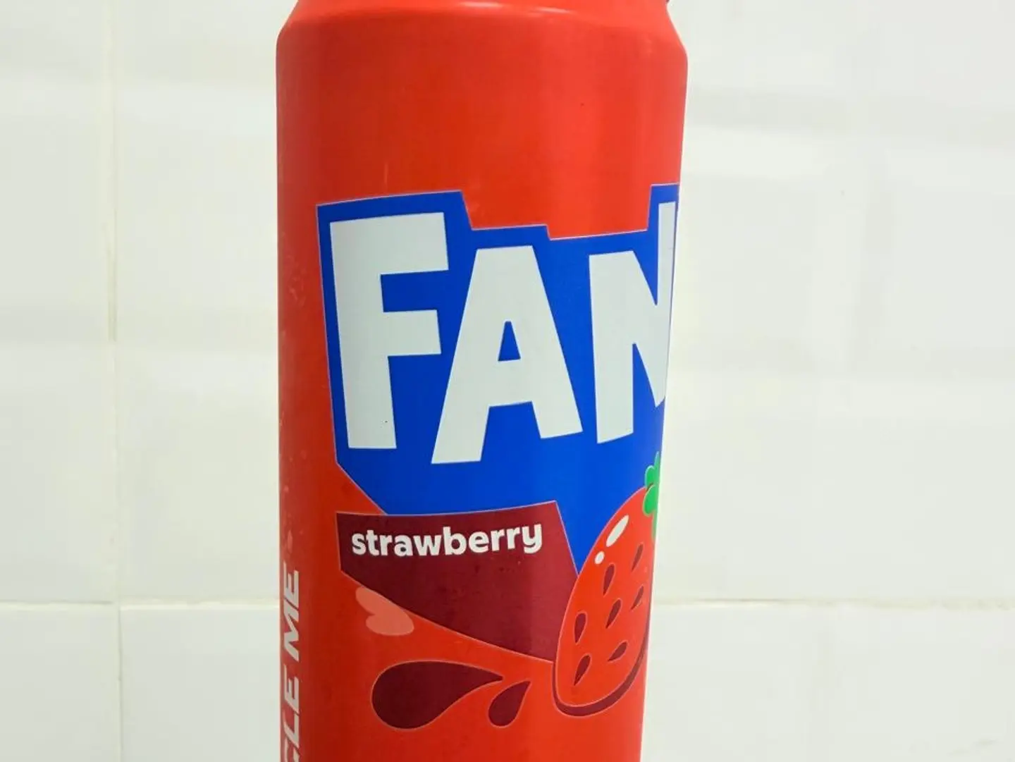Fanta Strawberry