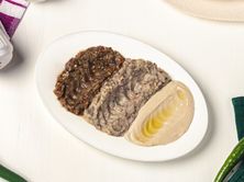صحن مقبلات مشكل