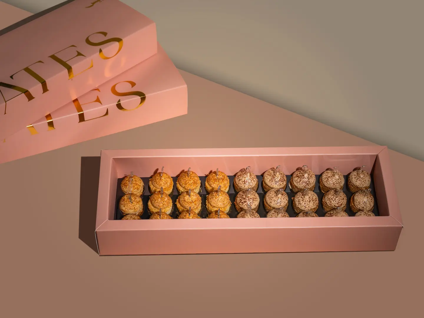 مكس ميني سويت بقلاوة وكنافة