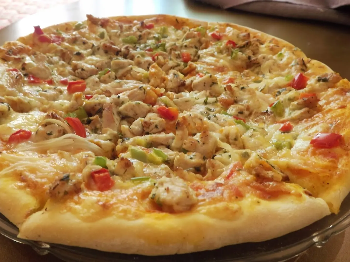 بيتزا دجاج صغير