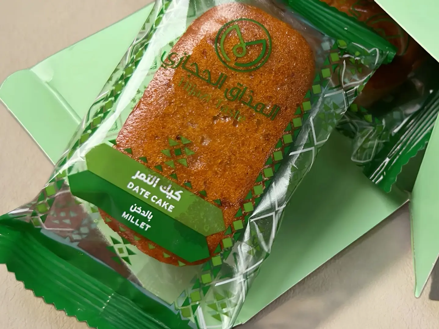 المذاق الحجازي كيك التمر بالدخن ربع كيلو