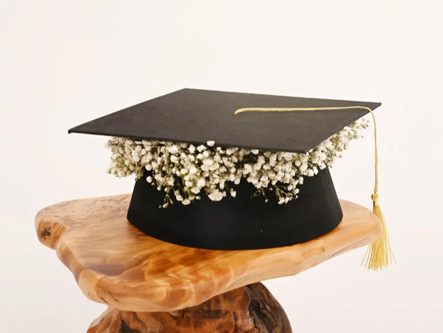 Fresh Flower Graduation Cap: