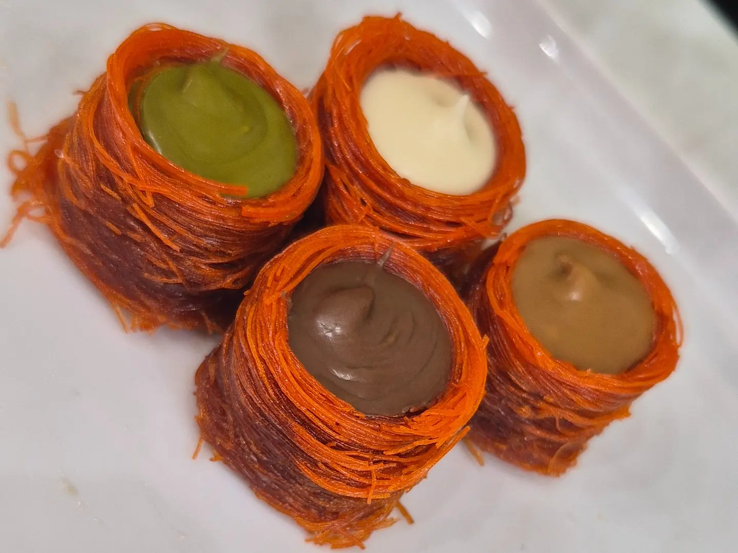 كنافة أساور بالنوتيلا والبستاشيو كيلو
