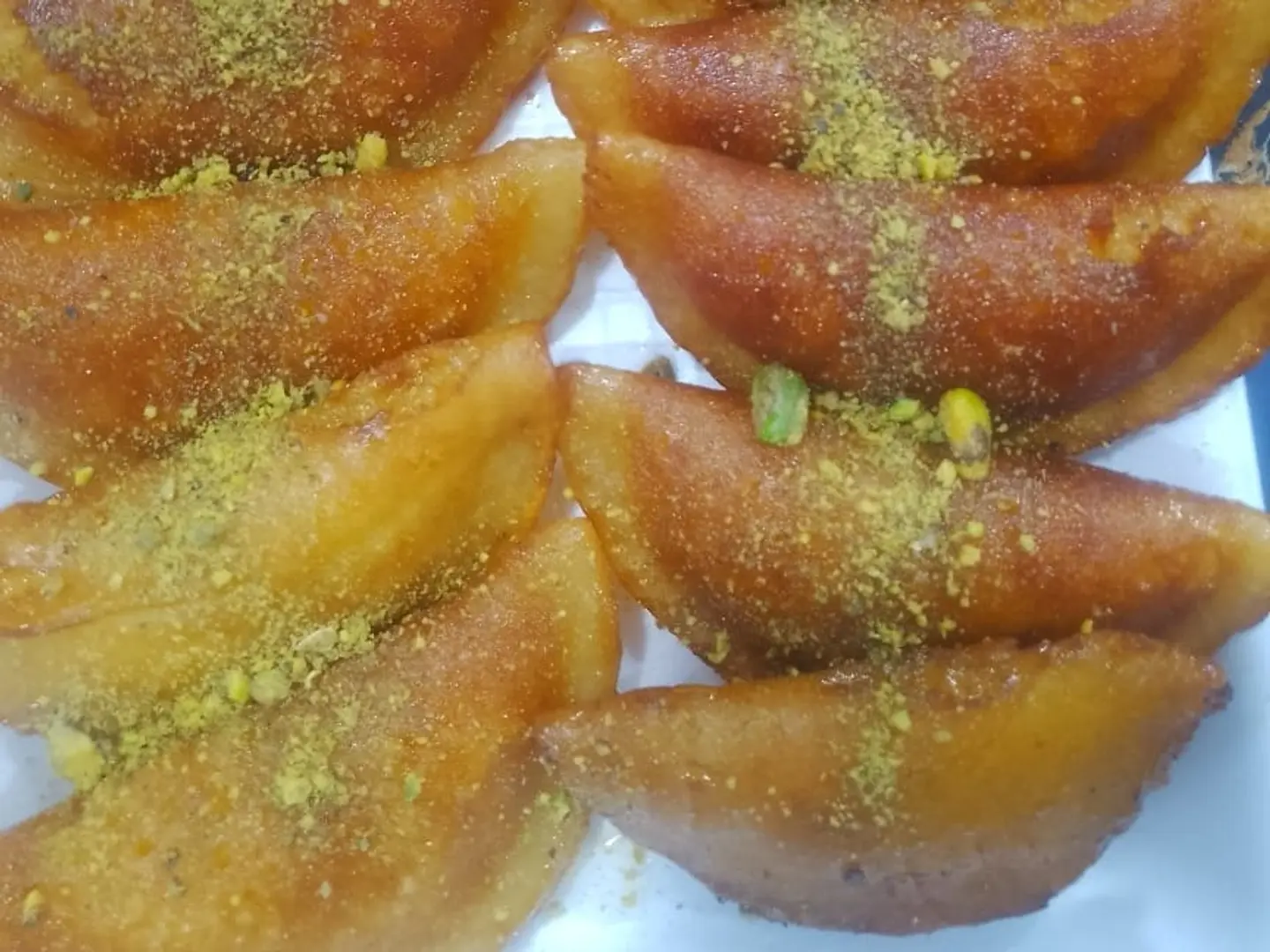 قطايف بالقشطة