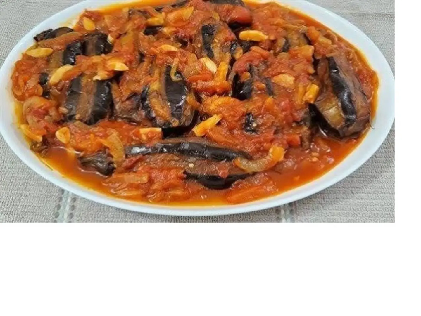 طبق مسقعة - صغير