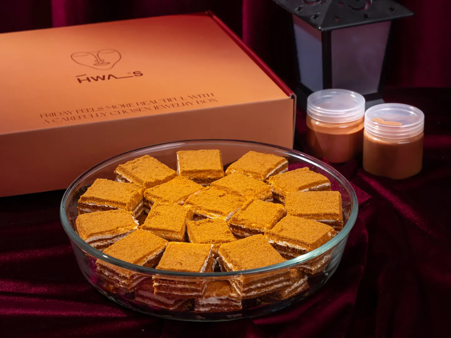 بوكس كيكة العسل