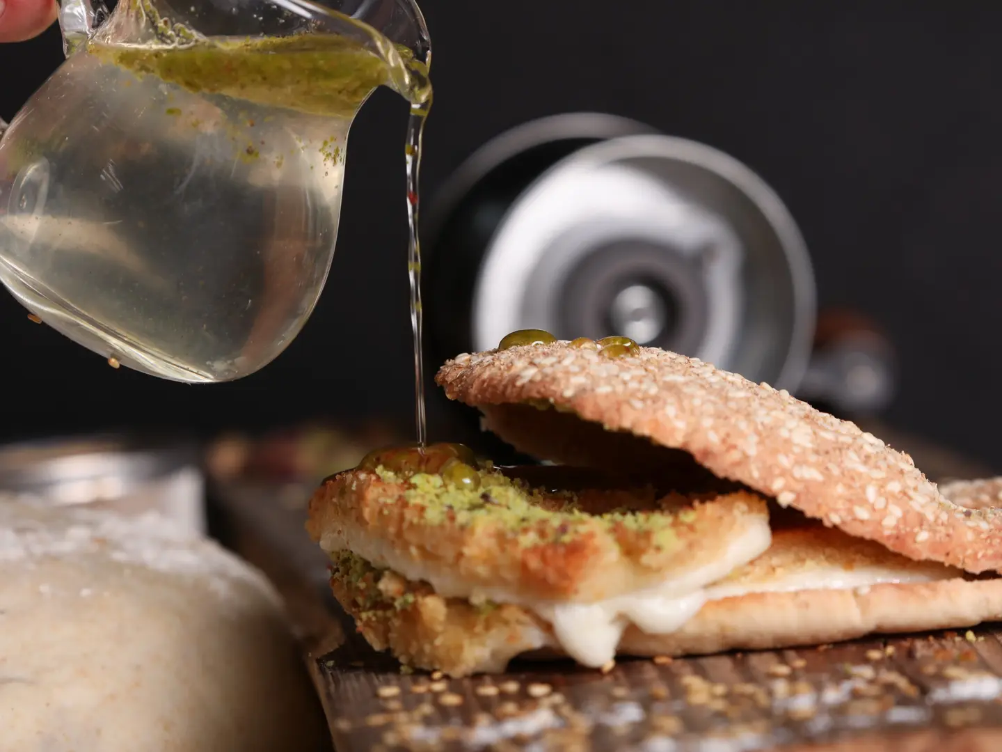 كنافة نابلسية بالكعكه