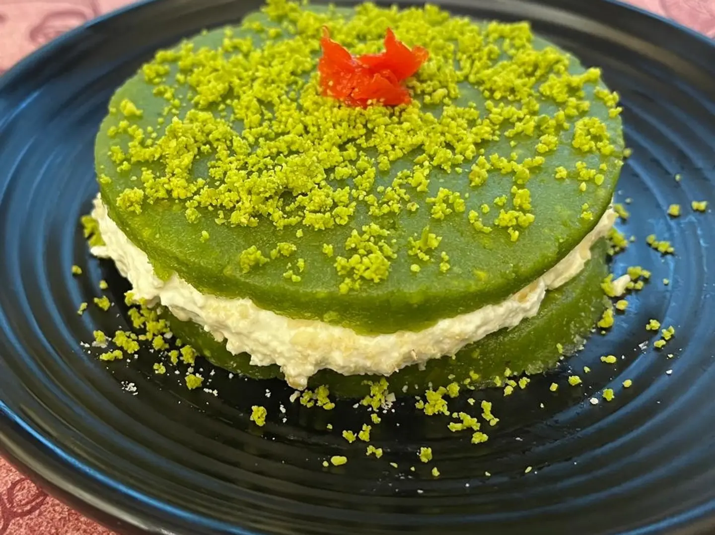 الداعوقيه بالفستق