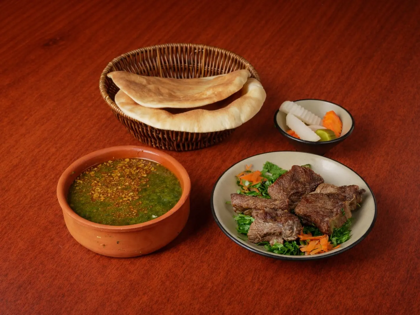 ملوخية مع اللحمة