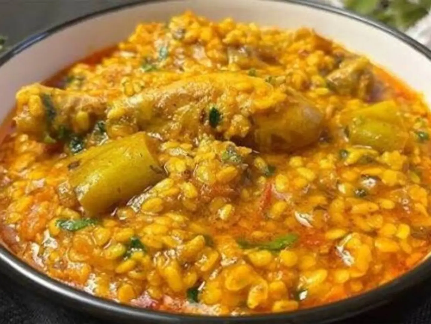 دجاج مع خليط دال ماش