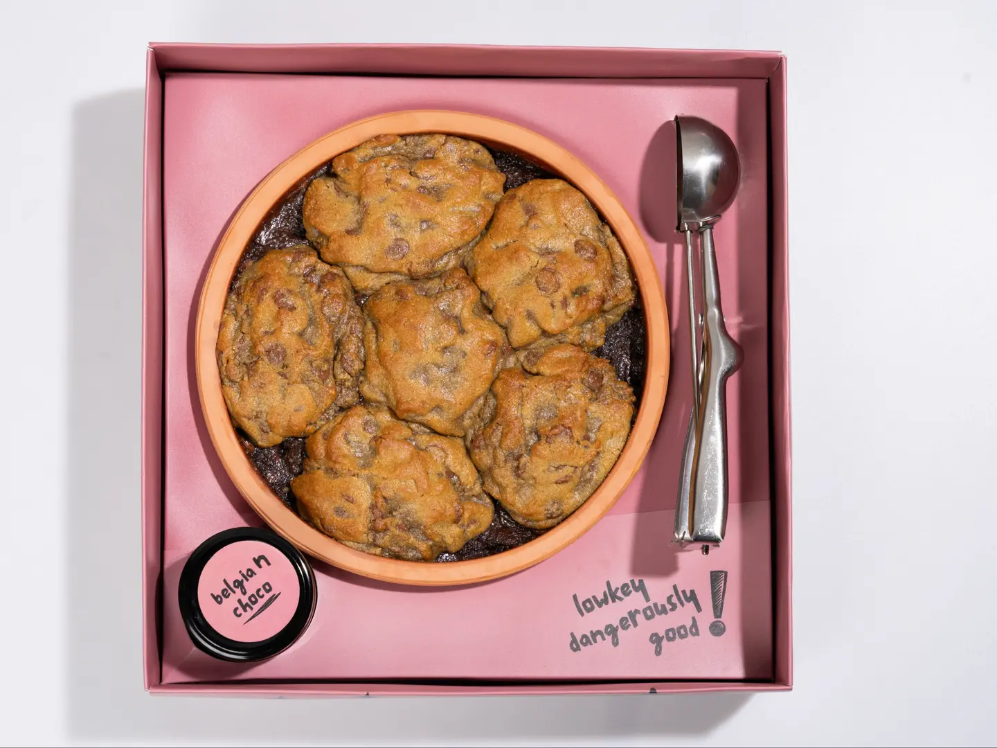 Super Cookie Molten Cake