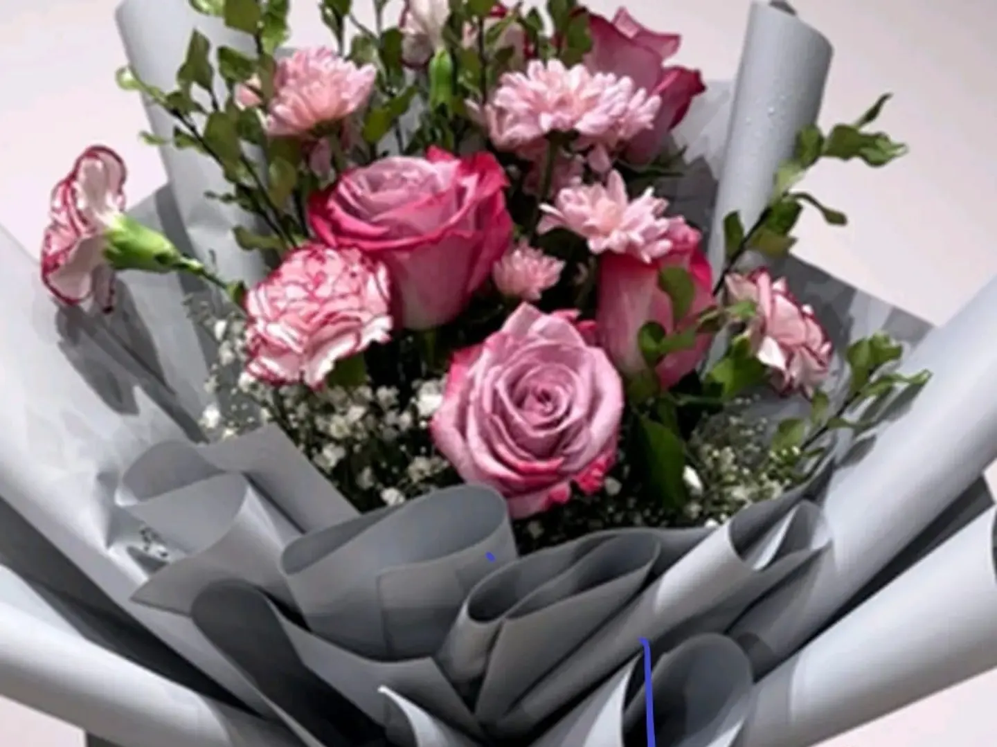 &24 Lovely Bouquet