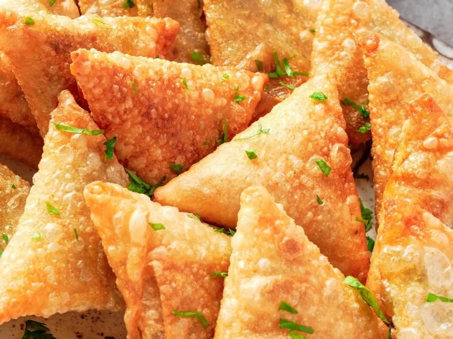 سمبوسة جبن تشيدر (نص كيلوا)