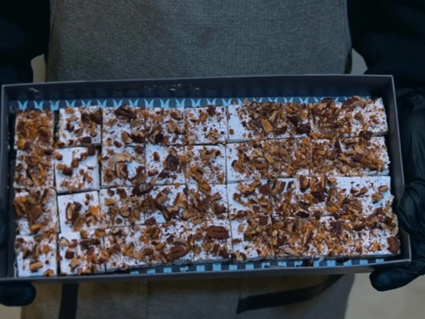 Pecan Cake Box