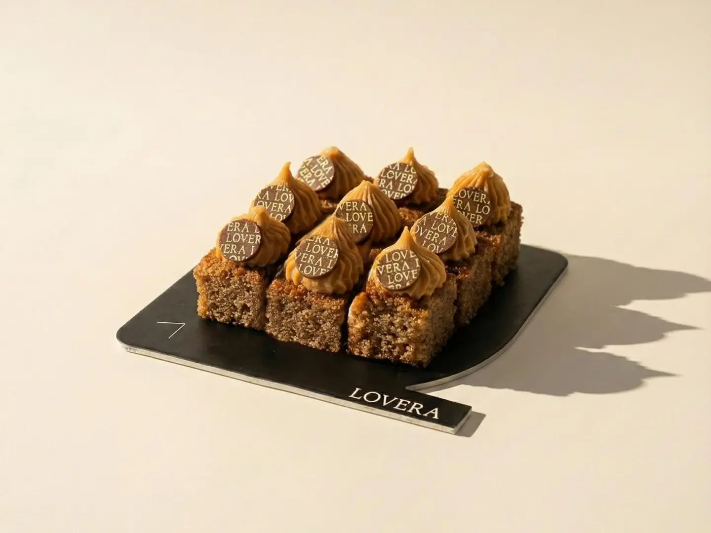 كيكة التمر بايتس 9 قطع