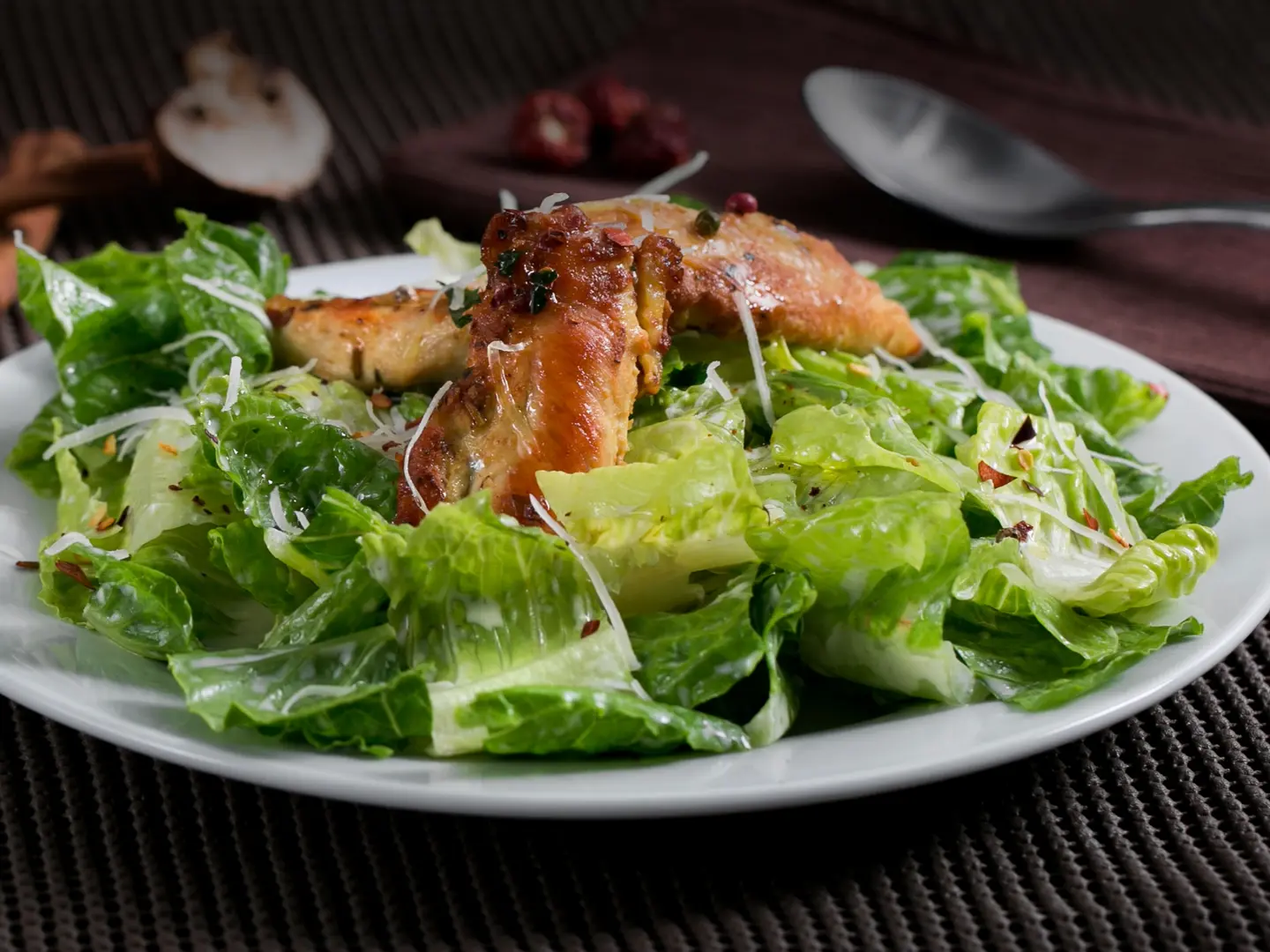 سلطة سيزر دجاج