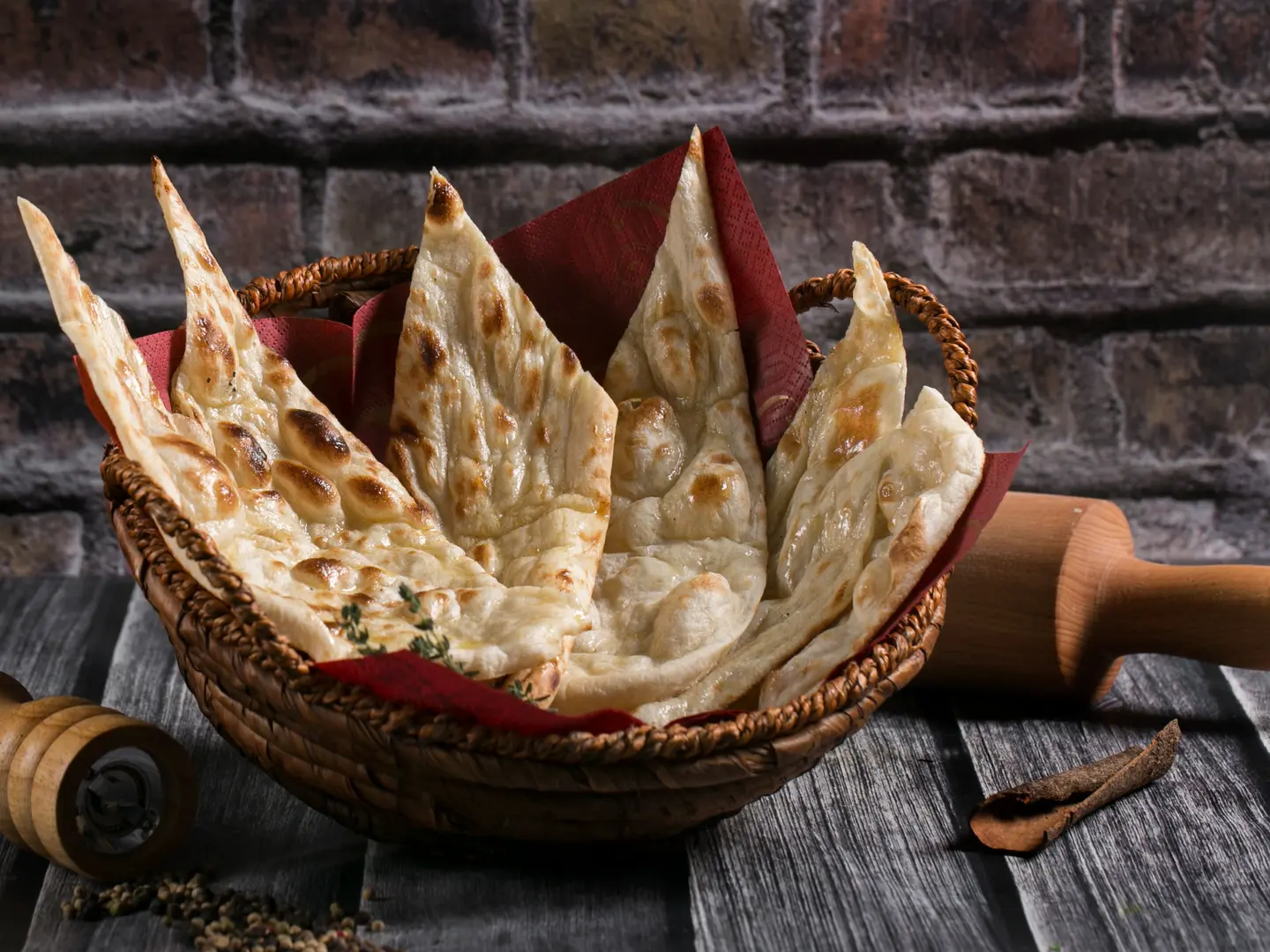 نان بالزبدة