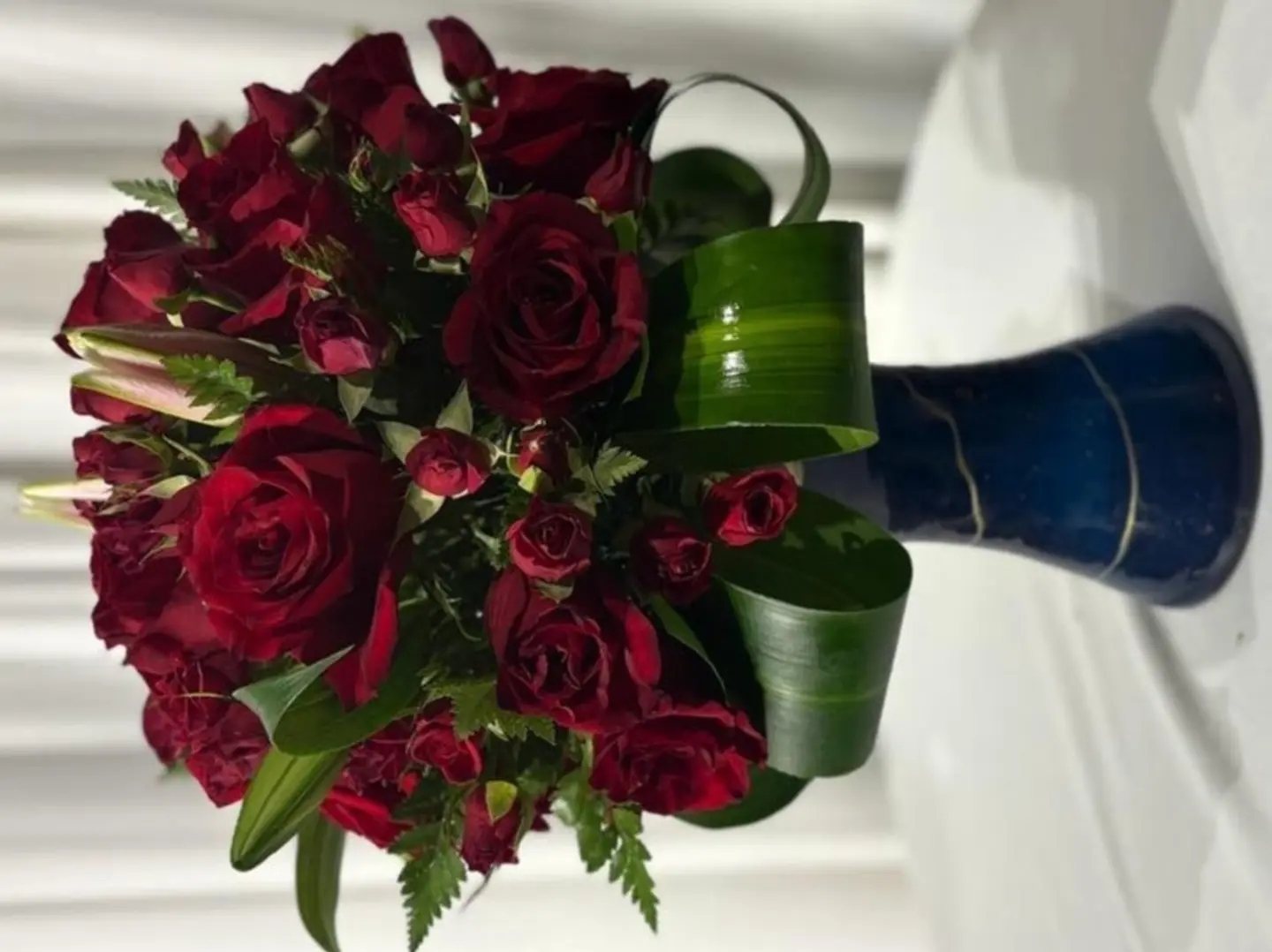 فازة ورد طبيعي