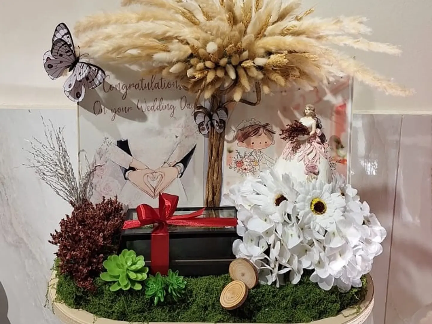 ستاند هدية زواج