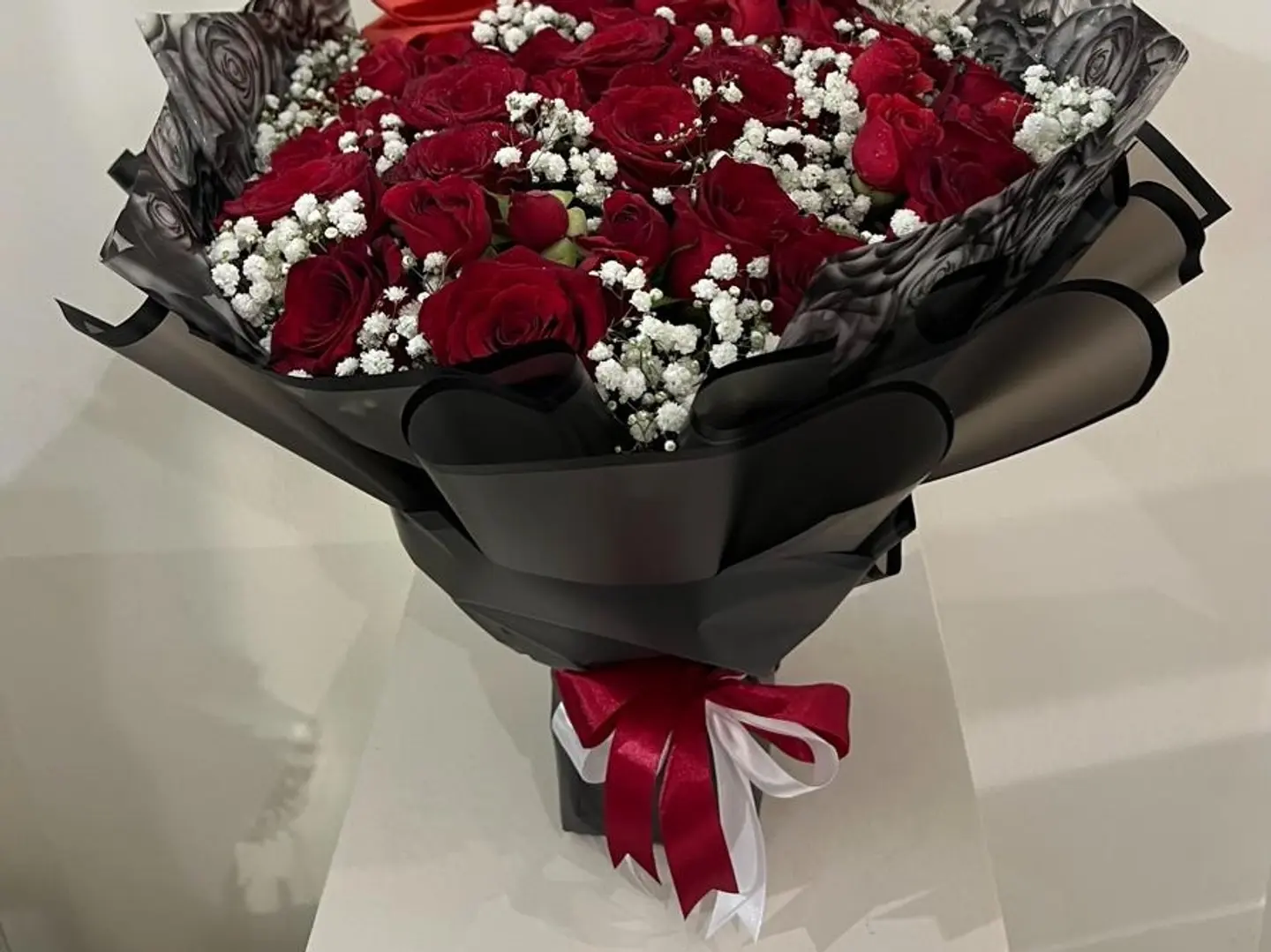 باقة انجلينا احمر