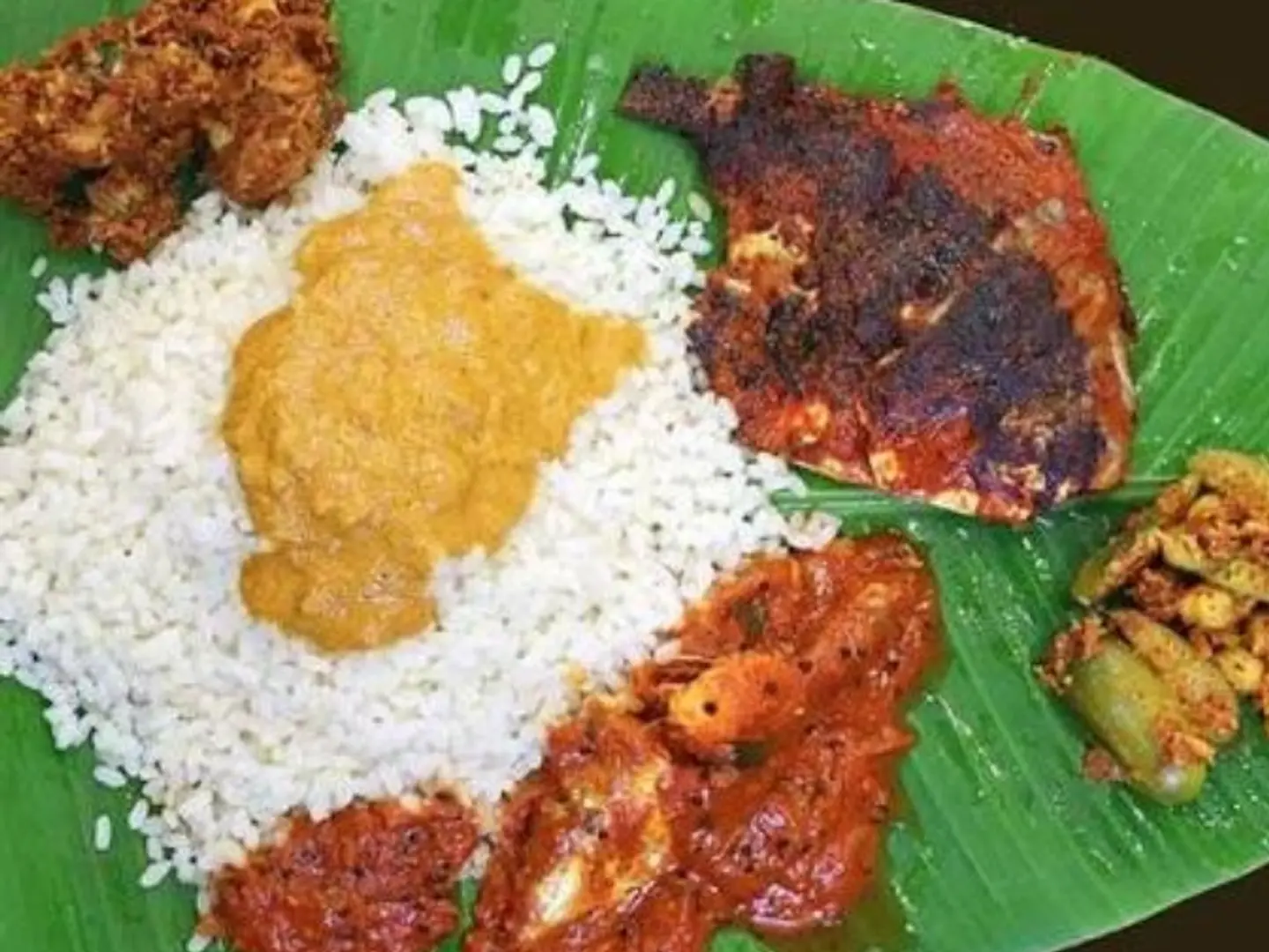 White Rice And Chicken Curry