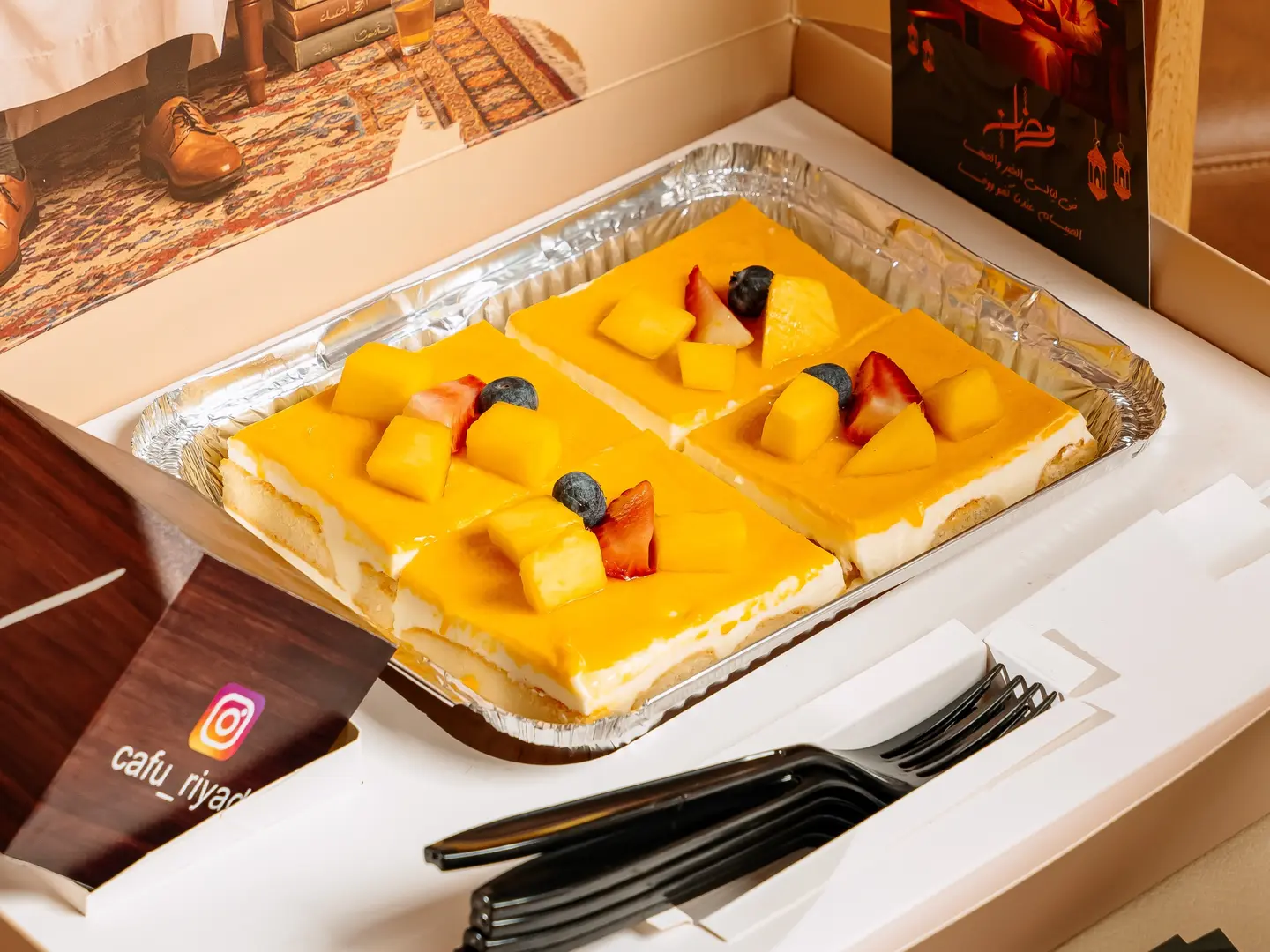 Charlotte Cake Mango Box