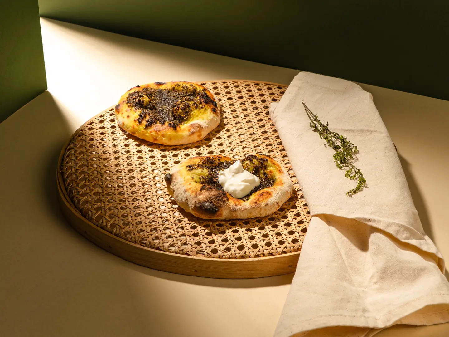 لبنة بالبيستو