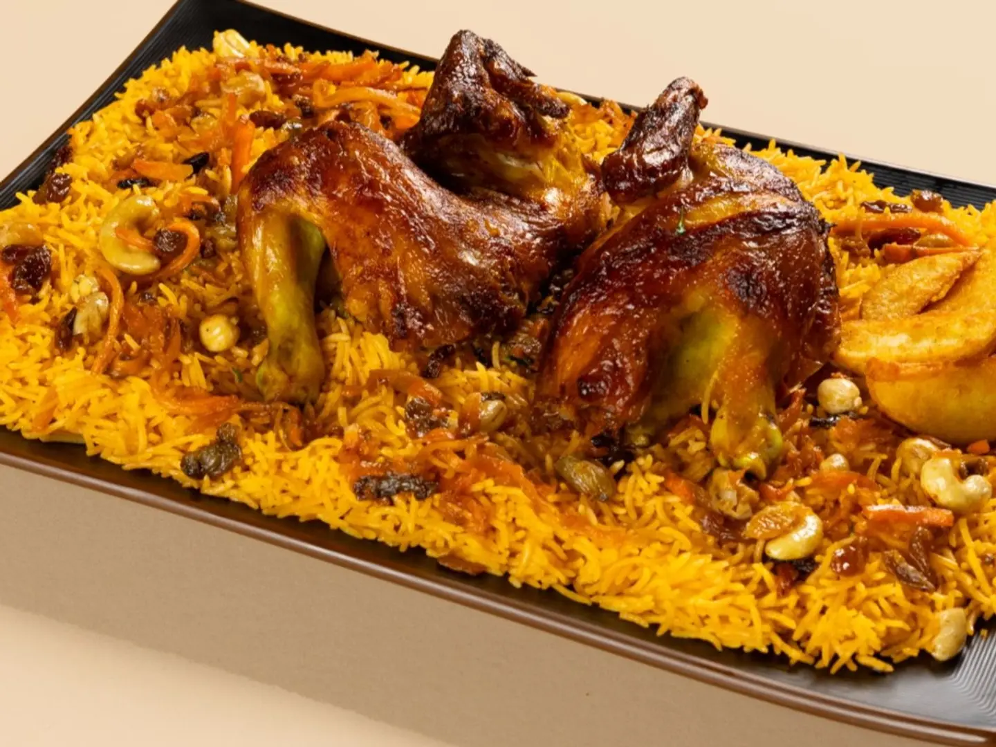 دجاجة كاملة شواية مع رز